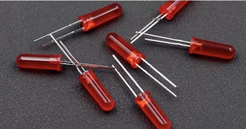 100PCS 5mm High Colloid RED Colour Diffused LED Light Emitting Diodes DIY